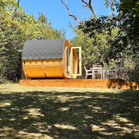 Hotel Camping Et Tentes Le Mas Du Midi